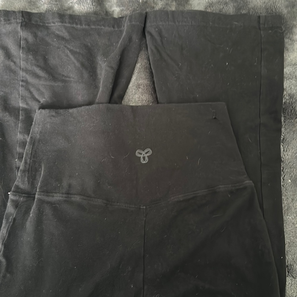 TNA Aritzia Flare Leggings